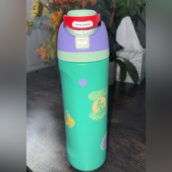 Owala limited edition Disney princess Ariel - Picture 2 of 5